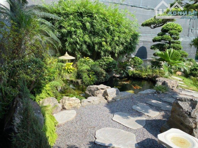 Biệt Thự KĐT Nghĩa Đô (Phía Đầu Starlake) 326m2 Mt Lô Góc 42m Dòng Tiền Đều 1.2 Tỷ/Năm