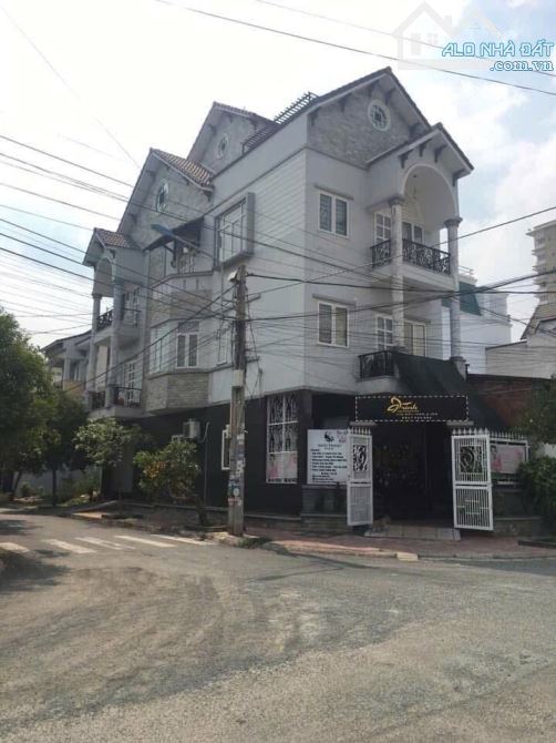 BIỆT THỰ GÓC 2 MẶT TIỀN KDC D2D VÕ THỊ SÁU – GIÁ 15,9 TỶ