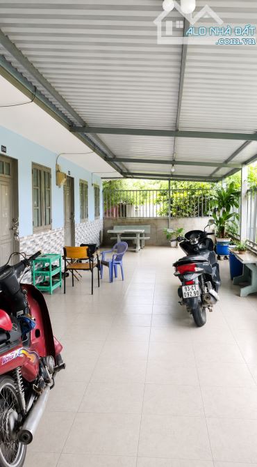 DÒNG TIỀN 50TR/THÁNG – 662M² – 20 PHÒNG TRỌ FULL KHÁCH – 2 MẶT HẺM QL1A THẠNH XUÂN Q12