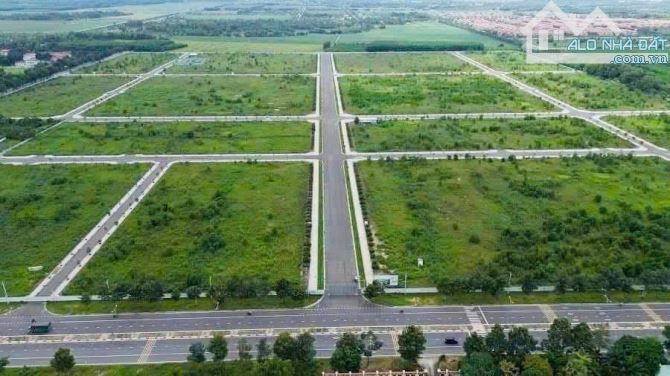 Cần bán 32.000m2 đất TMDV gần khu công nghiệp Liên Chiểu, Đà Nẵng.
