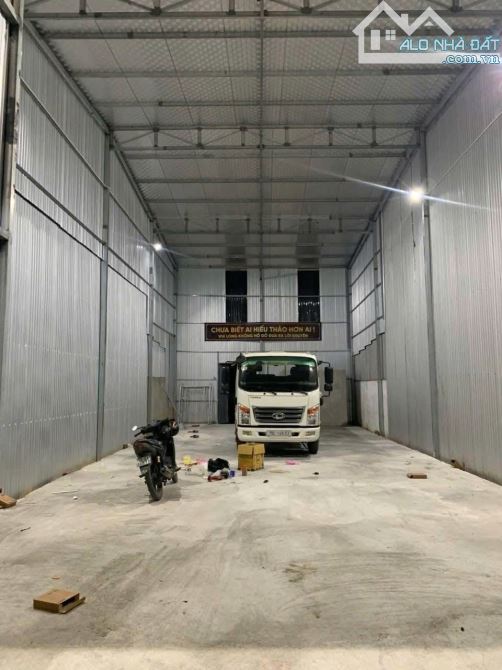 🏭 BÁN ĐẤT TẶNG NHÀ XƯỞNG MẶT TIỀN TẢN ĐÀ – SẴN DÒNG TIỀN 9TR/THÁNG 🏭