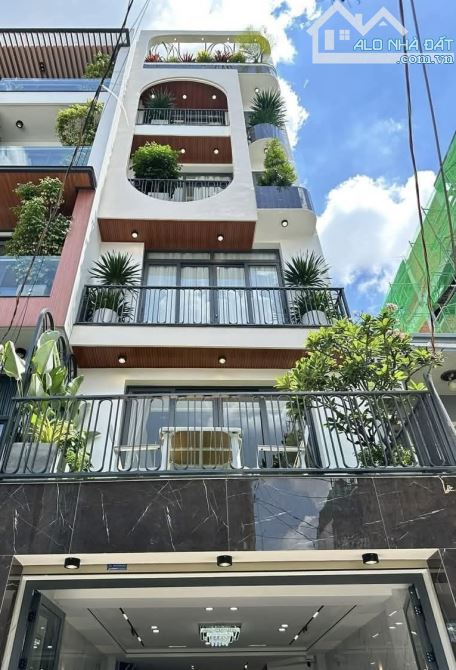 KẸT TIỀN BÁN NHÀ LÝ VĂN PHỨC,QUẬN 1-GIÁ:5.38TỶ/72M2 (4x18M) SỔ CHUẨN!!!