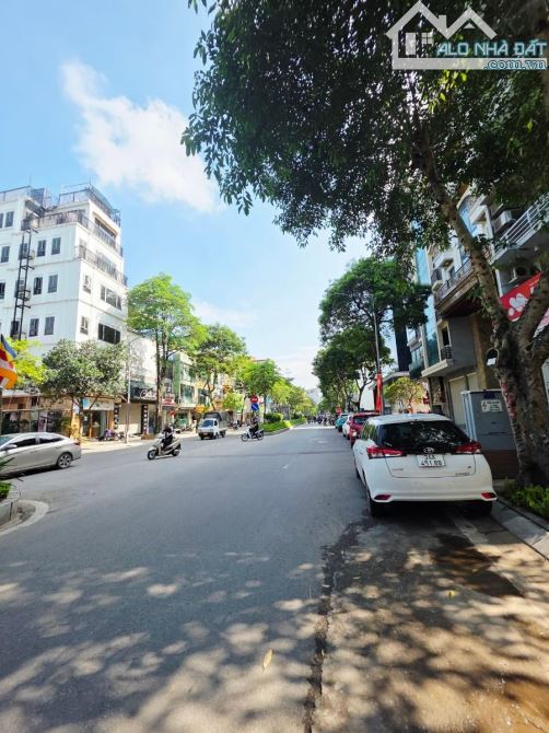 🔥🔥🔥BÁN NHANH SIÊU BIỆT THỰ HOT NHẤT PHỐ LẠC LONG QUÂN-TÂY HỒ-DT 93M2 MT 7M-GIÂ 31.9 TỶ