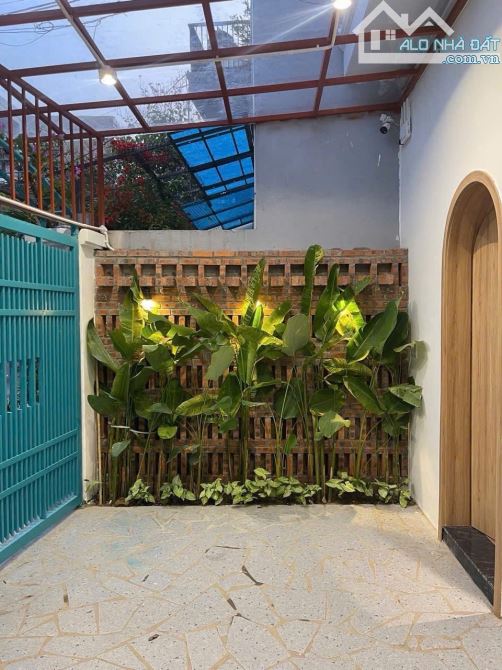 VILLA MINI LƯƠNG THẾ VINH – 134M² NỞ HẬU – GẦN CẦU RỒNG, BIỂN – CHỈ 1X TỶ