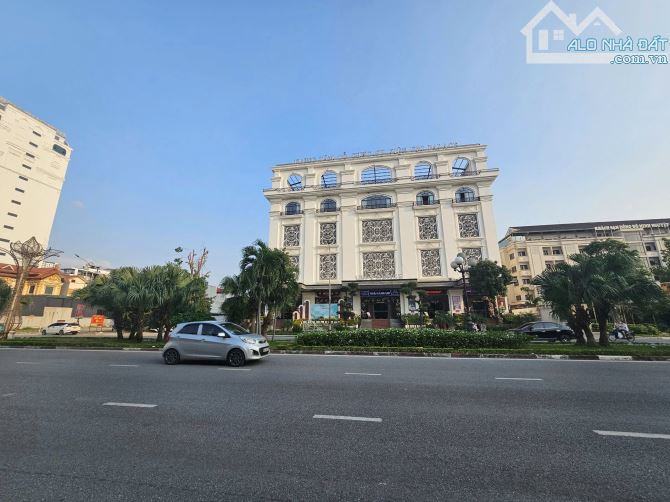 Bán biệt thự đường Lê Thái Tổ, Bắc Ninh. Giá 51 tỷ