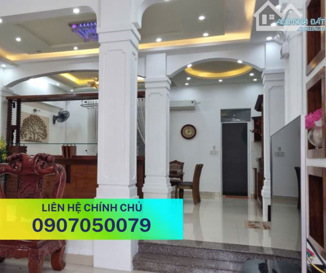 HÀNG NGỘP CẦN BÁN GẤP BIỆT THỰ SHR DT 211M2 (CHO THUÊ 30 TRIỆU/THÁNG) GIÁ CHỈ 18.5 TỶ