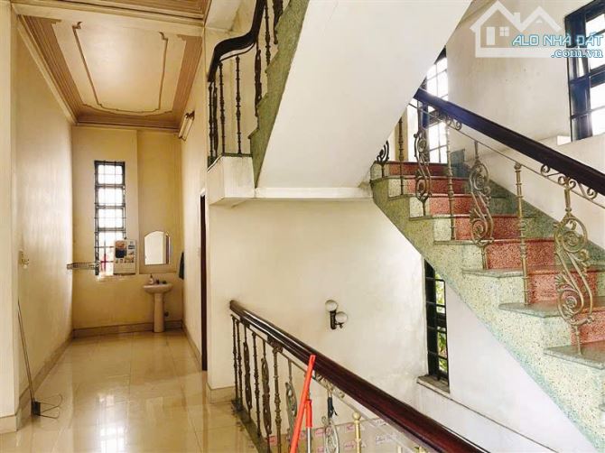 Gò Vấp P13-Biệt Thự Mặt Tiền Đường Số 1, 3 Tầng (14x20), 278m2, 6PN 4WC -Giá: 21 tỉ TL.