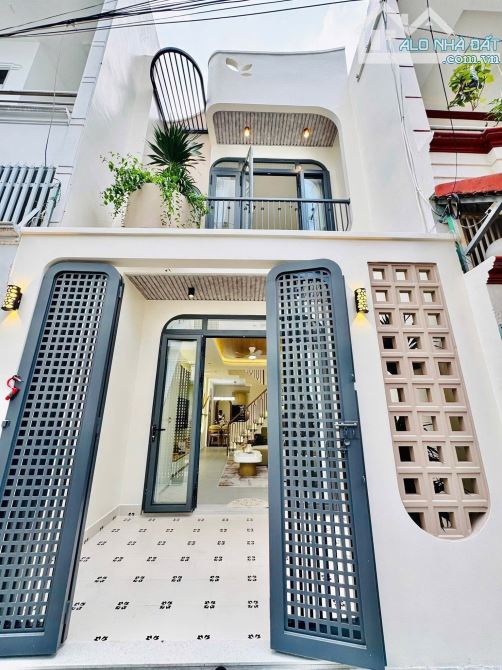 Nhà đẹp kiếm chủ! Đường Nguyễn Văn Công, Phường 3, Gò Vấp, 46,6m2, 2tỷ890tr