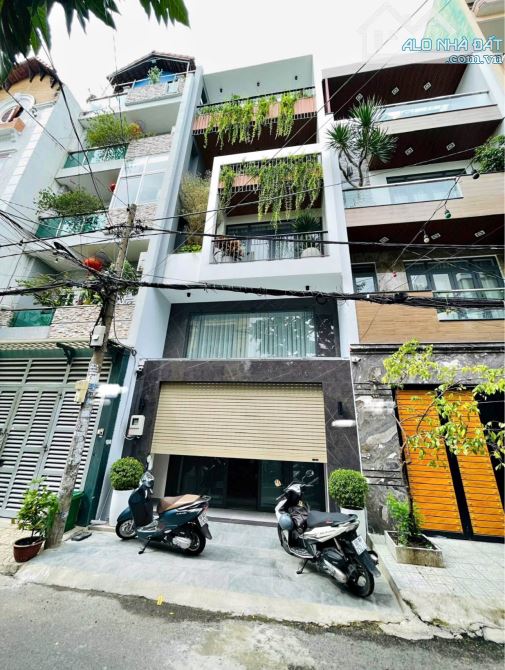CÔ HƯƠNG ĐỊNH CƯ BÁN NHÀ PHAN VĂN TRỊ, QUẬN 5. GIÁ 3,66TỶ/64,4M2(5MX12M). SỔ CẦM TAY