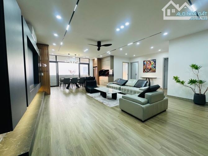 Chính chủ bán căn góc 68.5m2 full nội thất đẹp tầng trung tòa CT3A-X2 Tây Nam Linh Đàm