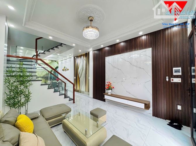 Bán nhà riêng 4 tầng Đường Thiên Lôi _AeonMall, 53m2 o to đỗ cửa 24/24