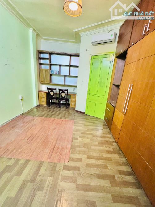 (Chính chủ) bán gấp nhà phố Lò Đúc, mặt tiền 4.1m, xây 4 tầng, 45m2, giảm 2 tỉ còn 11.5 tỉ