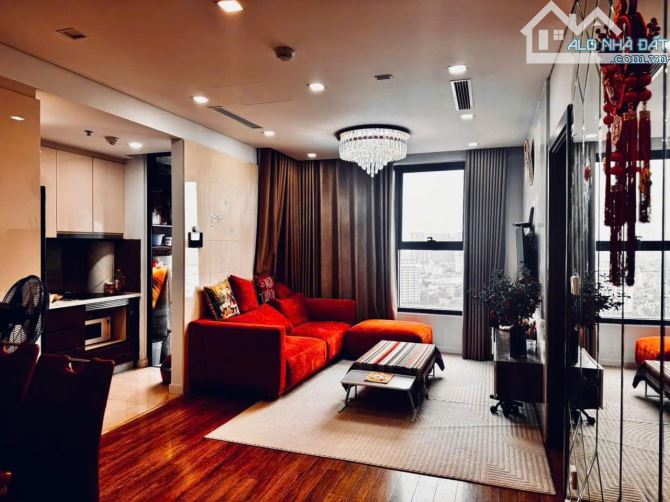 Bán CH The Legend Nguyễn Tuân DT 73m 2N Full NT Hướng ĐN, Sẵn sổ, giá 8,5 tỷ tầng trung