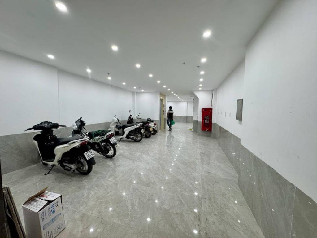 BÁN TÒA NHÀ CHDV ĐƯỜNG LÁNG, ĐỐNG ĐA, 100M2 7 TẦNG THANG MÁY, 22 PHÒNG KHÉP KÍN