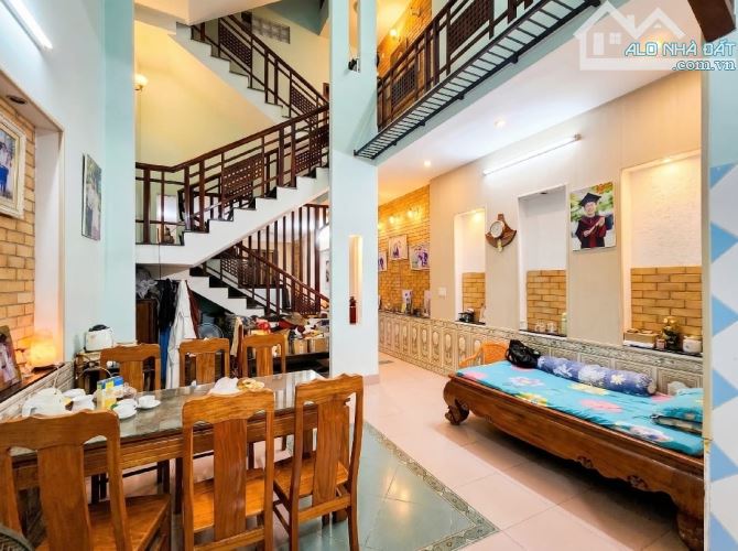 💥 NHÀ MẶT TIỀN DƯƠNG VÂN NGA, 100M², 3 TẦNG - ĐƯỜNG 10.5M - GẦN SÔNG HÀN - CHỈ 10.6 TỶ