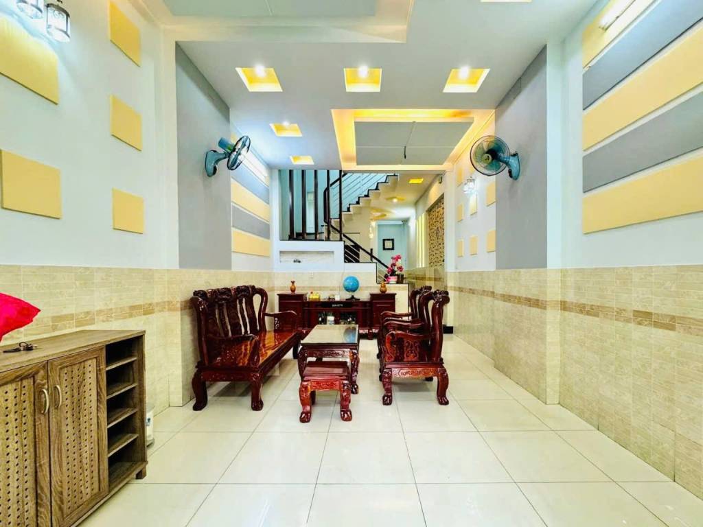 BÁN NHÀ CẠNH TÂN KỲ TÂN QUÝ, BÌNH TÂN, HẺM XE HƠI, NGANG 4X15M NHỈNH 4 TỶ