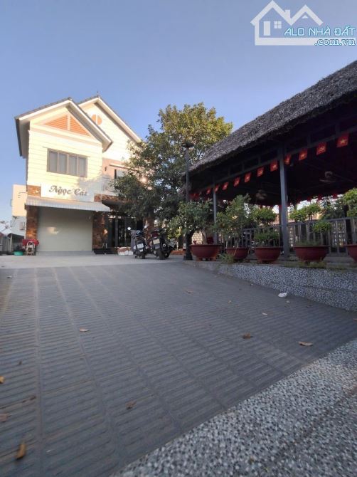 Biệt thự sân vườn – Lô góc - MT Bưng Ông Thoàn – Dt 545m² (16 x 35.5) – Gần Liên Phường