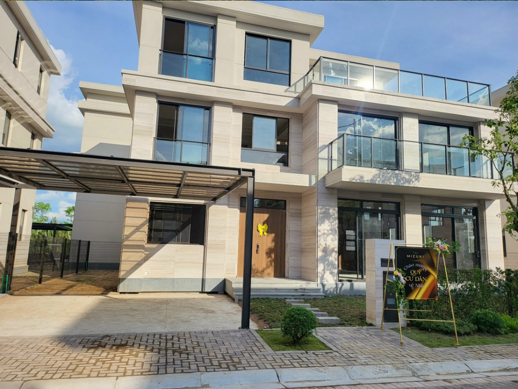 BÁN BIỆT THỰ VEN SÔNG NGUYỄN VĂN LINH, BÌNH CHÁNH, DT 642M2 GIÁ 81 TỶ