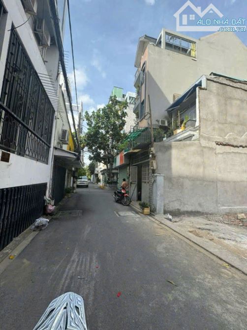 Nhà Mới 4 Tầng Full Nội Thất HXH Âu Cơ - Gần Khu CX Lữ Gia-Chỉ 10 Tỷ - 5,4x18m- Hđt40tr/th