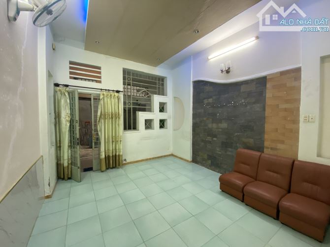 Bán nhà Hẻm 281 Lê Văn Sỹ, P.1, Q.Tân Bình, DT 3.9x16m, 2 tầng, Giá 8.5 tỷ
