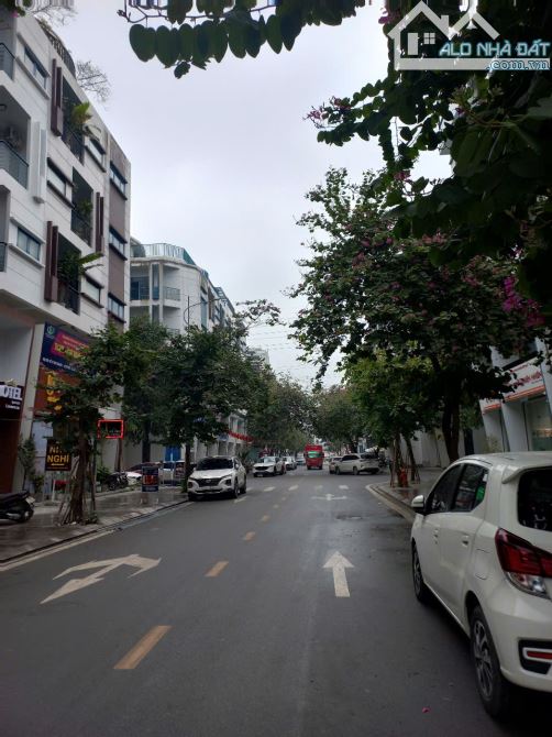 BÁN NHÀ NGÂN HÀ VẠN PHÚC, 6TẦNG THANG MÁY, OTO TRÁNH, VỈA HÈ, KINH DOANH, VP, NHỈNH 30 TỶ