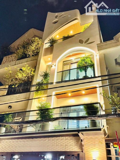 Cắt lỗ Siêu phẩm Mặt tiền Đội Cung, Q11 (DTCN hơn 63m2). Giá 3Tỷ620 còn TL sâu