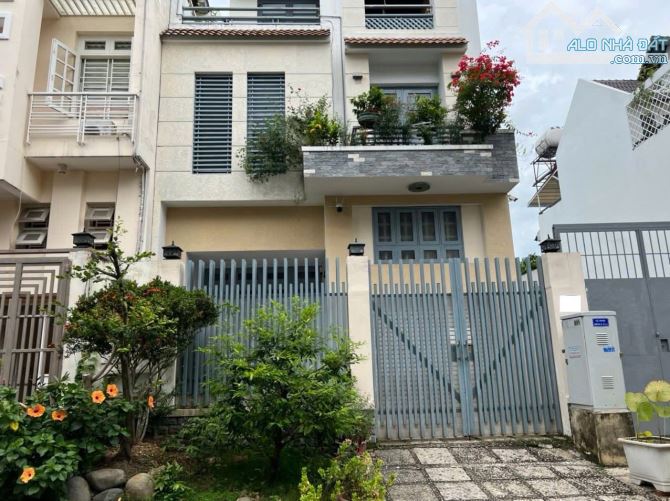 Lên sóng Siêu Phẩm đầy tâm huyết Mặt tiền Phú Thuận, Q7. Giá 5Tỷ390 còn TL