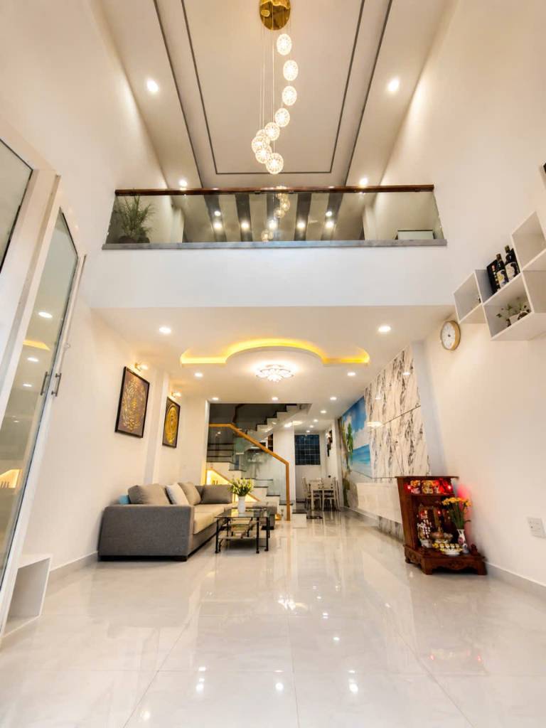 Bán nhà An Dương Vương Bình Tân, dt 72m2, hẻm xe hơi, 3 tầng btct, giá 7,2 tỷ