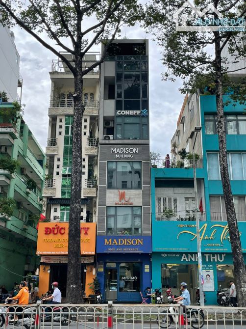 Bán tòa nhà Trần Hưng Đạo, P.Cầu Kho, Quận 1. (4mx18m) 6 tầng thang máy. Giá bán 49 tỷ TL