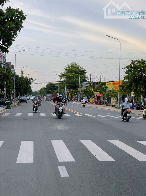 🏡 BÁN NHÀ MỚI 100% – 5 TẦNG THANG MÁY – HXH THÔNG NGUYỄN THỊ TÚ, KDC VĨNH LỘC – NHỈNH 8 T