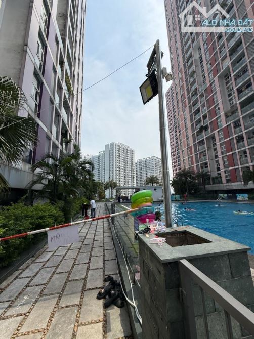 SÀN VĂN PHÒNG THƯƠNG MẠI 487,6m2 BỂ BƠI 2325.4m2 TOÀ USILK VĂN KHÊ SỔ LÂU DÀI GIÁ 64.9 TỶ