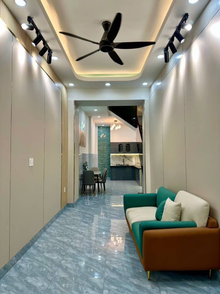 BÁN NHÀ MẶT TIỀN DÃ TƯỢNG QUẬN 8, 4 TẦNG MỚI ĐẸP, 57M² NỞ HẬU 6PN, GIÁ 10.8 TỶ