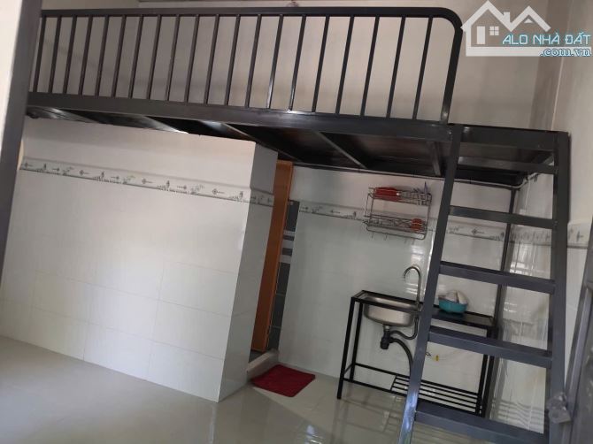 🔥 Dãy trọ 6 phòng kiệt 7m Nguyễn Lương Bằng thông Hoàng Thị Loan . Dt 130m2 ngang 5m .