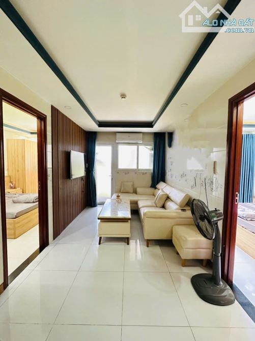 Bán căn hộ Nam Long Hồng Phát 58m2, 2 phòng ngủ, sổ hồng, thang máy, full nội thất, ĐB