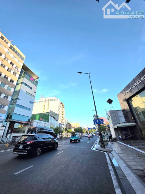 💎 TOÀ BUILDING KHAN HIẾM 2 MẶT TIỀN NGUYỄN VĂN TRỖI HẦM 10 TẦNG GẦN 1.600M² GIÁ 139 TỶ.💎