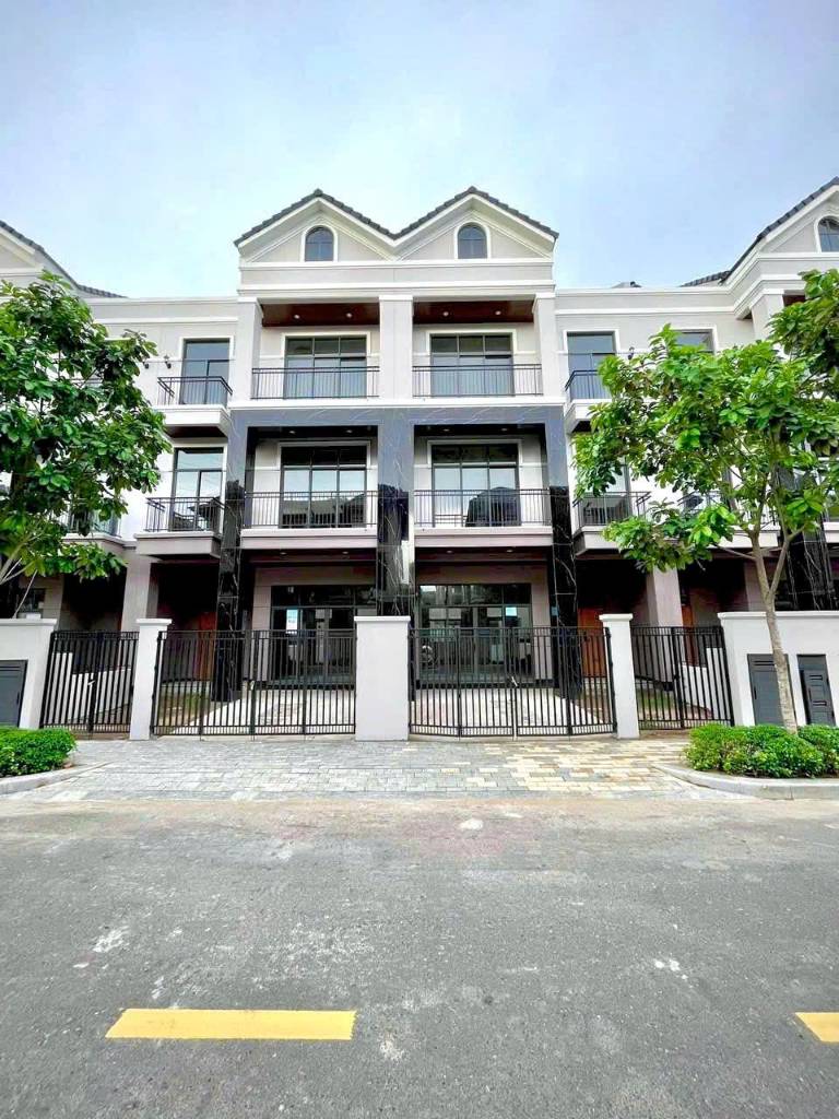 Bán nhà phố khu đô thị GS Nhà Bè, 119m2 ngang 7m nhà thô, giá 17 tỷ