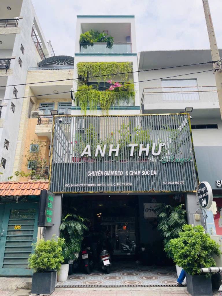 Bán nhà mặt tiền Nguyễn Trọng Tuyển, Phú Nhuận, 5x23m 4 tầng, giá chỉ 17,6 tỷ