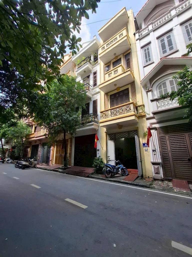 BÁN NHÀ LIỀN KỀ KĐT ĐẠI KIM, HOÀNG MAI, 58M2 4 TẦNG, Ô TÔ ĐỖ CỬA, GIÁ TỐT