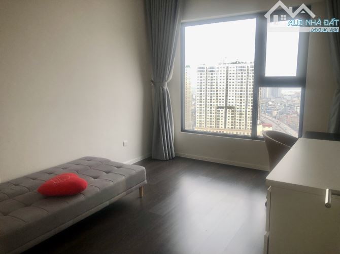 Hạ Giá! Căn Imperia Sky Garden, 106m 3 ngủ, 2wc, 2ban công, 1lôgia,4 cửa sổ view đẹp