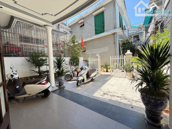 BÁN NHÀ 2 TẦNG ĐƯỜNG PHAN ĐÌNH PHÙNG – TRUNG TÂM TP HUẾ