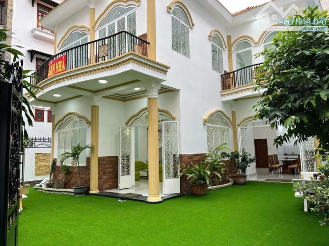 Biệt Thự Sân Vườn Vân Côi, Q.TB - Ngang 15m - CN 325m2 hiếm