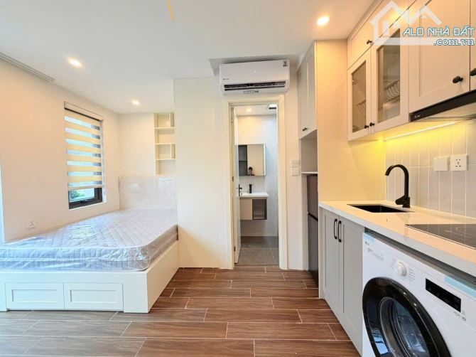BA ĐÌNH - TOÀ CĂN HỘ 10T XÂY MỚI - 110M MT 8.6M - 37 CĂN FULL NỘI THẤT -DÒNG TIỀN 250TR/TH