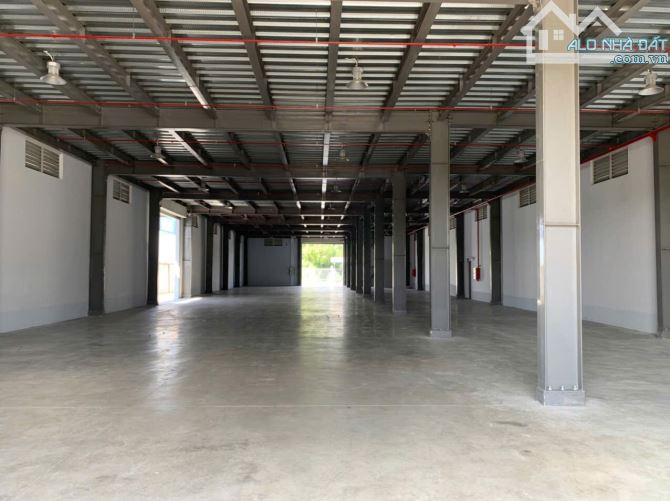 BÁN GẤP KHO XƯỞNG 2 TẦNG 1856M2 ĐƯỜNG 19 KCN HIỆ PHƯỚC 23 TỶ