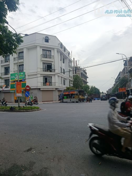 Biệt thự góc ₫ại ₫ồng tien du bắc ninh