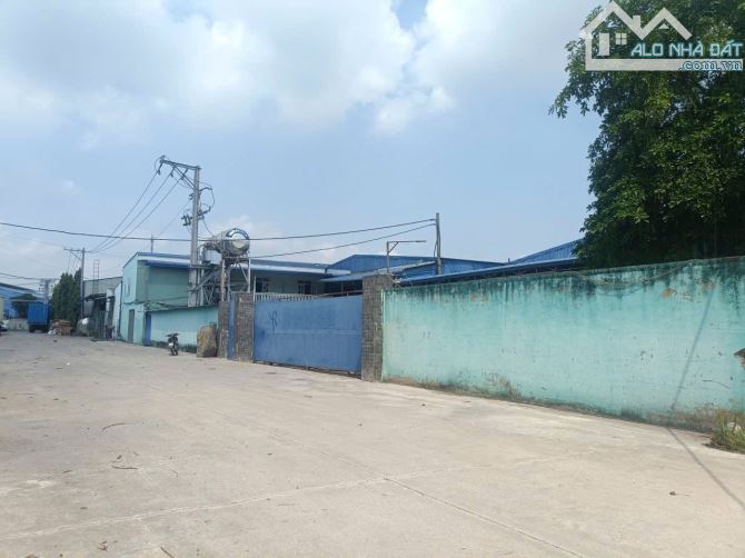 Bán gấp xưởng 3300m2 thiện tân cụm havas giá ngộp chỉ 11,8 tỷ quá rẻ