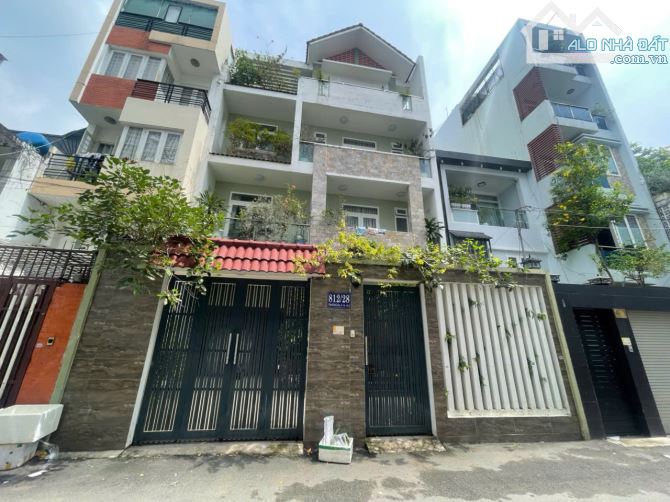 BIỆT THỰ NGAY LÊ VĂN SỸ -TRƯỜNG SA P14 QUẬN 3 -9M*20M -4TẦNG - GIÁ BÁN : 50 TỶ