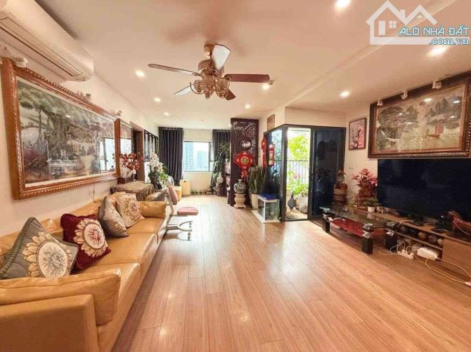 Bán chung cư cao cấp Amber Riversede 622 Minh Khai,căn góc view Timecity 3 ngủ 110m2