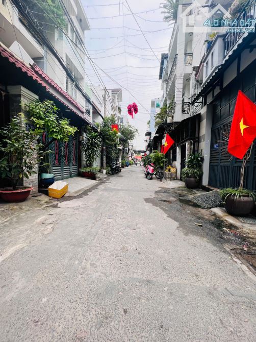 HẺM XE HƠI KHU TÂN HƯƠNG - 5x20m – THANG MÁY – 5 LẦU – HƠN 460M² SÀN – CHỈ 12,5 TỶ TL