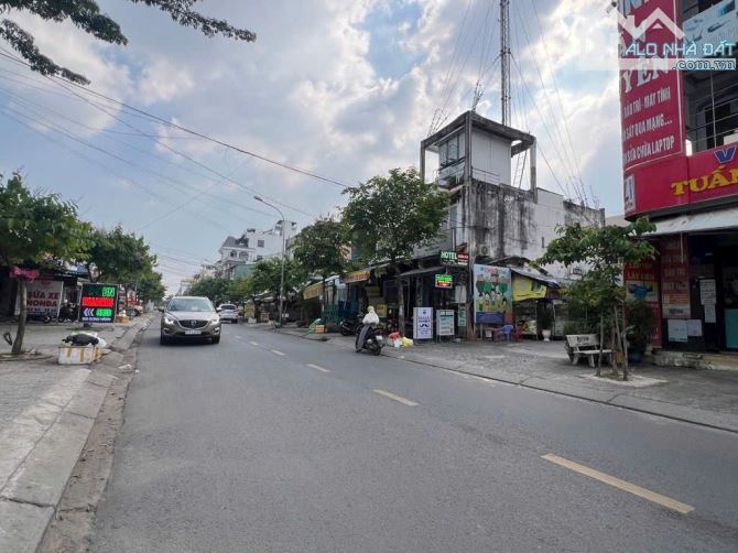 Mặt tiền Kinh Doanh Sống Hành Đông Hưng Thuận, 4x30m, 6 tầng, 11 tỷ xíu