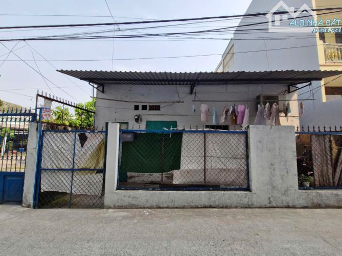 Dãy trọ 7 phòng Đình Phong Phú – Dt 218m² (6.7m x 33m) – Dòng tiền 20tr/tháng